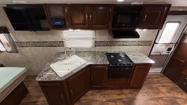 2015 PASSPORT 2200RB by KEYSTONE - Image 12