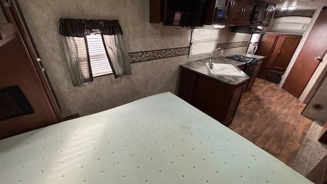 2015 PASSPORT 2200RB by KEYSTONE - Image 18