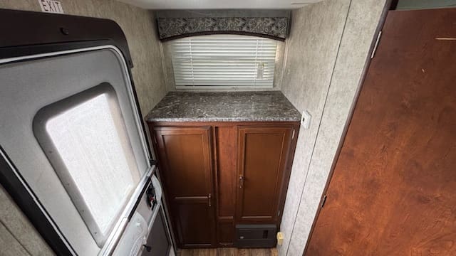 2015 PASSPORT 2200RB by KEYSTONE - Image 23