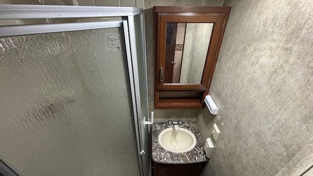 2015 PASSPORT 2200RB by KEYSTONE - Image 25