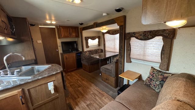 2012 TIMBER RIDGE 240RBS by OUTDOORS RV - Image 10