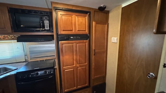 2012 TIMBER RIDGE 240RBS by OUTDOORS RV - Image 16