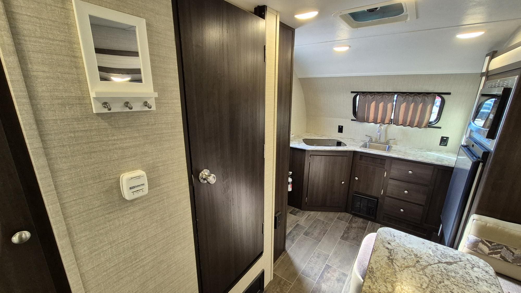 2018 BULLET COLT 171RKCT by KEYSTONE - Image 9