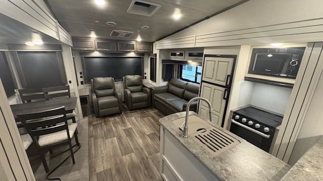 2021 COUGAR 27SGS by KEYSTONE - Image 14