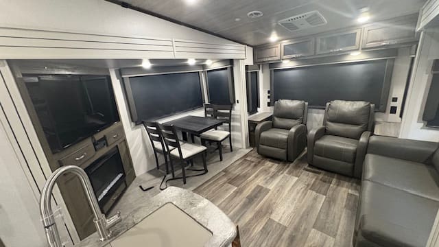 2021 COUGAR 27SGS by KEYSTONE - Image 10