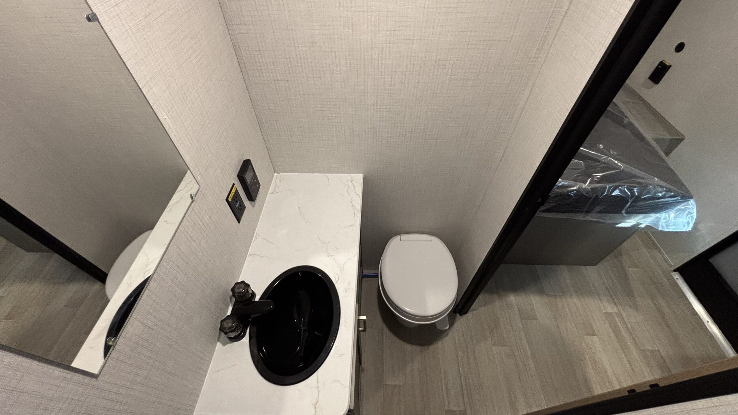 2026 HIDEOUT 177RD by KEYSTONE - Image 28