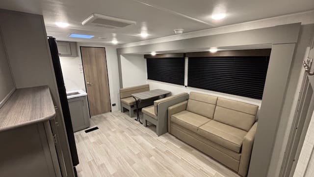 2026 HIDEOUT 291BR by KEYSTONE - Image 7