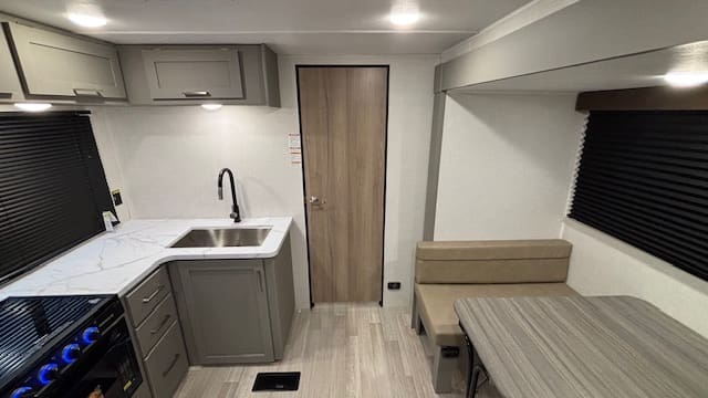 2026 HIDEOUT 291BR by KEYSTONE - Image 11