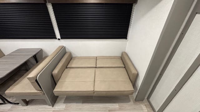 2026 HIDEOUT 291BR by KEYSTONE - Image 15