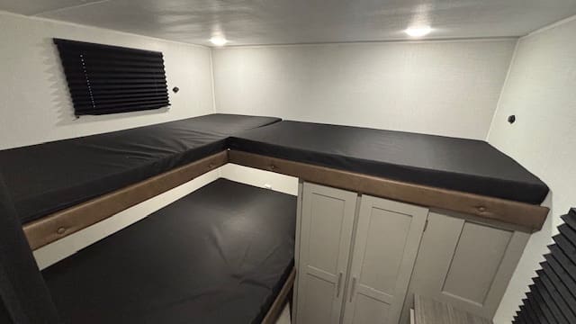 2026 HIDEOUT 291BR by KEYSTONE - Image 17