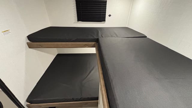 2026 HIDEOUT 291BR by KEYSTONE - Image 19