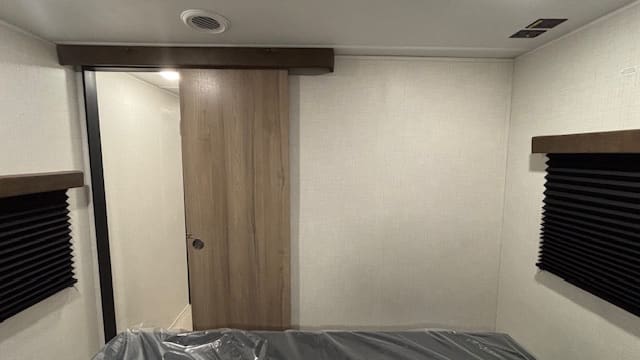 2026 HIDEOUT 291BR by KEYSTONE - Image 29