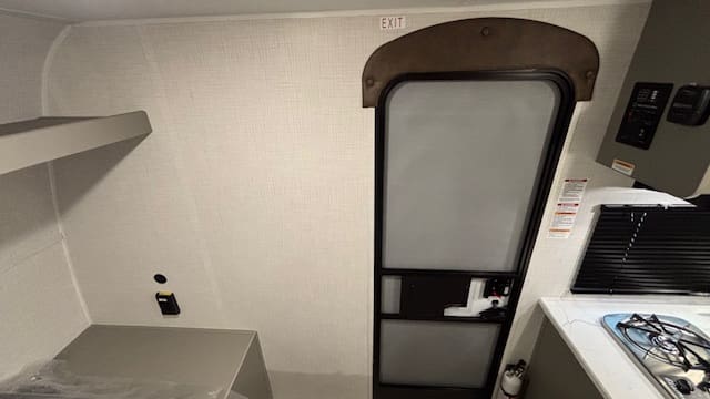 2026 HIDEOUT 177RD by KEYSTONE - Image 19