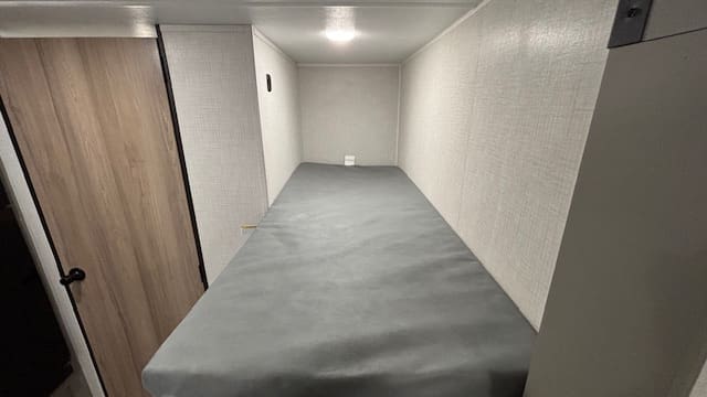 2026 HIDEOUT 176BH by KEYSTONE - Image 19