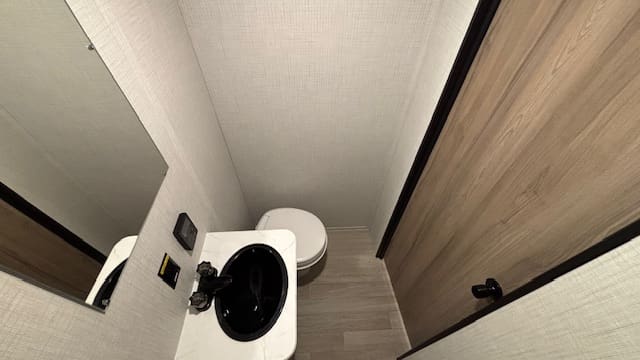 2026 HIDEOUT 176BH by KEYSTONE - Image 23