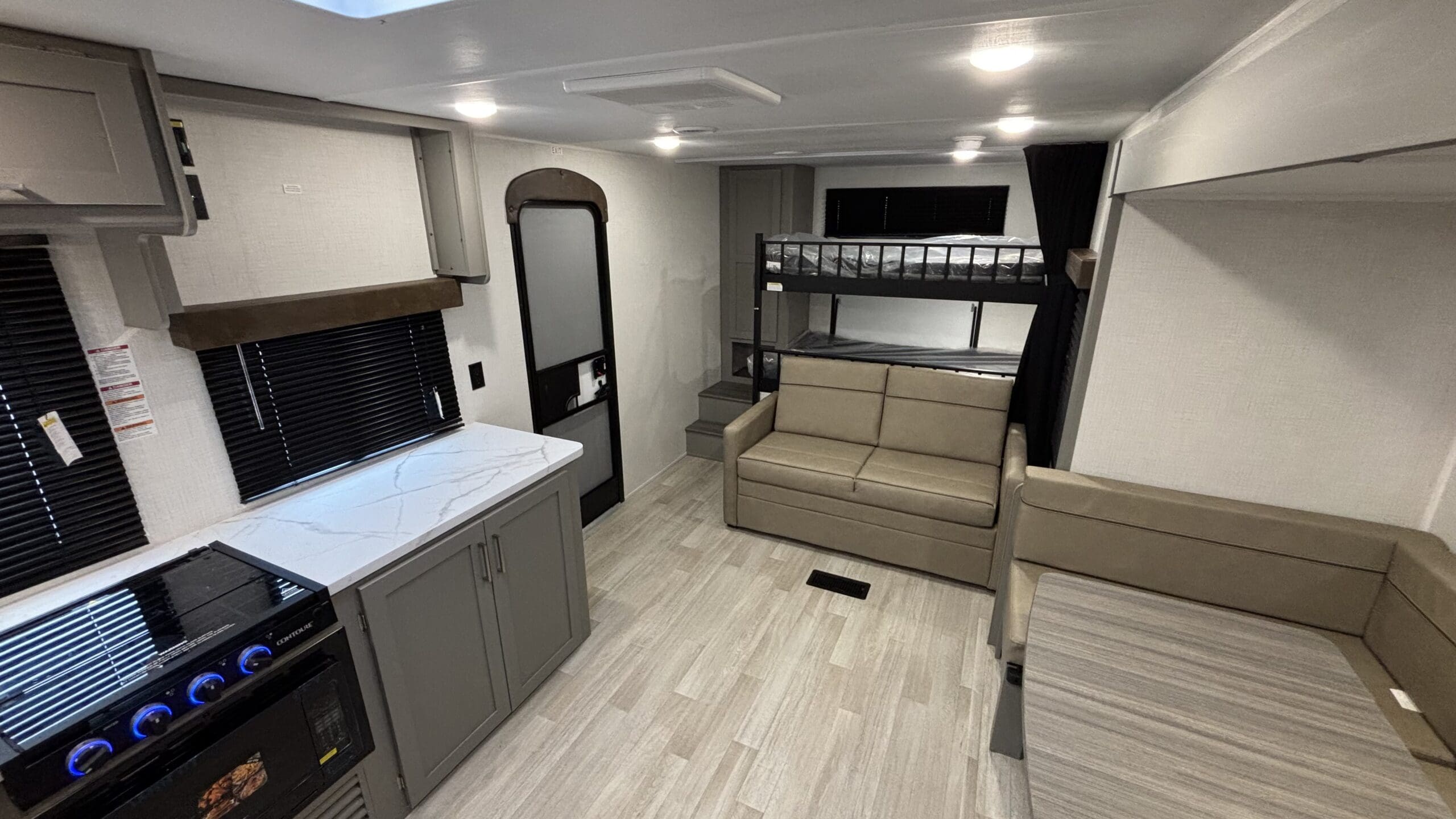 2026 HIDEOUT 284BH by KEYSTONE - Image 9