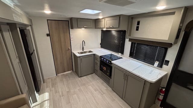 2026 HIDEOUT 254RD by KEYSTONE - Image 8