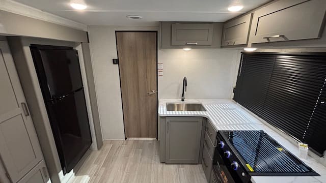 2026 HIDEOUT 254RD by KEYSTONE - Image 15