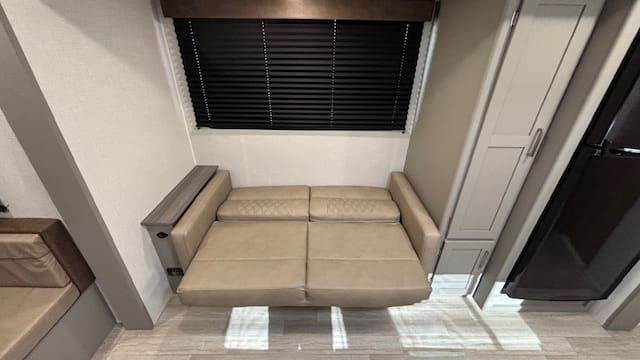 2026 HIDEOUT 254RD by KEYSTONE - Image 14