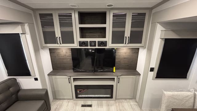 2026 HC MONTANA 311RD by KEYSTONE - Image 15