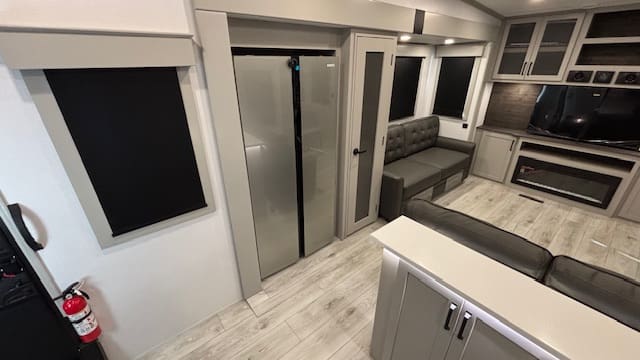 2026 HC MONTANA 311RD by KEYSTONE - Image 22