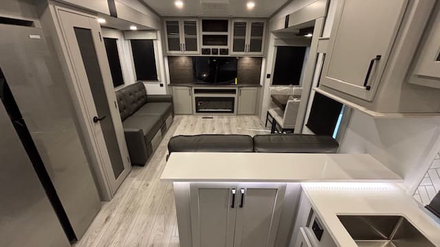 2026 HC MONTANA 311RD by KEYSTONE - Image 26