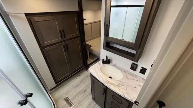 2026 HC MONTANA 311RD by KEYSTONE - Image 33