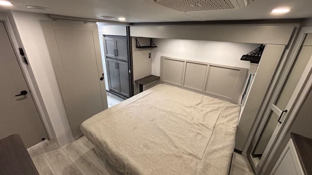 2026 HC MONTANA 311RD by KEYSTONE - Image 35