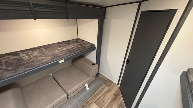 2022 BULLET 331BHS by KEYSTONE - Image 23