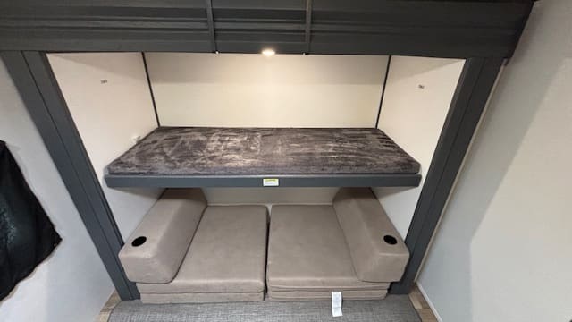 2022 BULLET 331BHS by KEYSTONE - Image 24