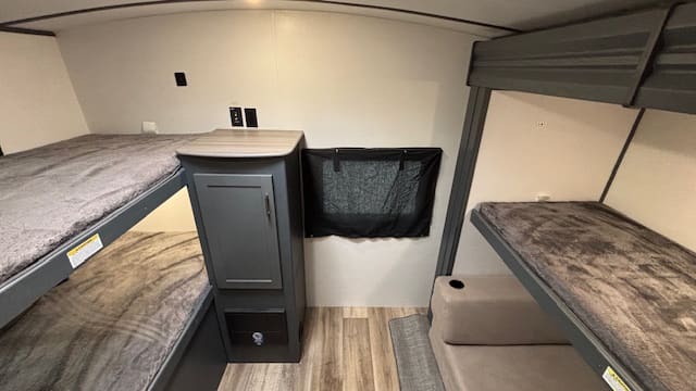 2022 BULLET 331BHS by KEYSTONE - Image 25