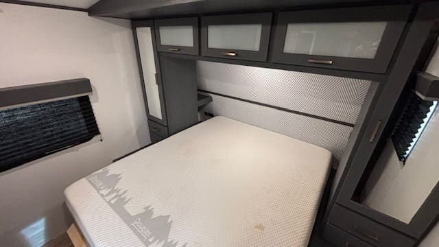 2022 BULLET 331BHS by KEYSTONE - Image 34