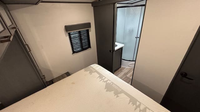 2022 BULLET 331BHS by KEYSTONE - Image 36