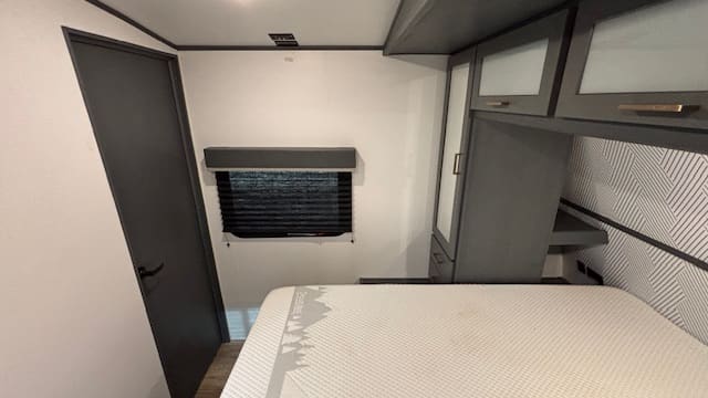 2022 BULLET 331BHS by KEYSTONE - Image 38