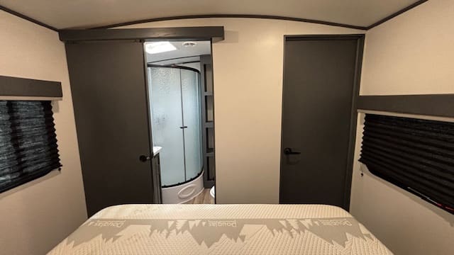 2022 BULLET 331BHS by KEYSTONE - Image 41