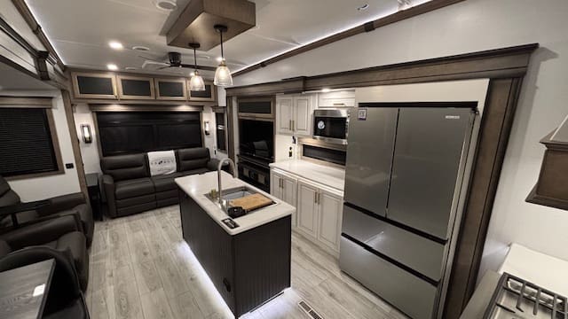 2026 MONTANA 3231CK by KEYSTONE - Image 7