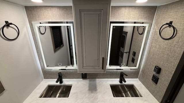 2026 MONTANA 3231CK by KEYSTONE - Image 21