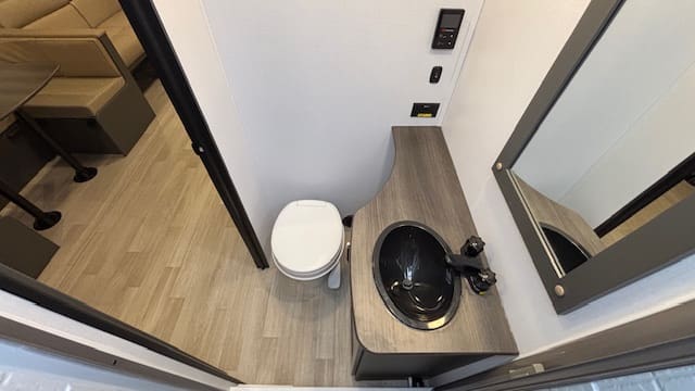 2026 BULLET 28QBC by KEYSTONE - Image 31