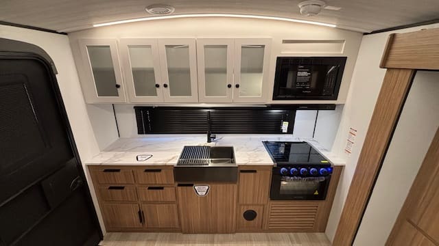 2026 PASSPORT 2450RK by KEYSTONE - Image 12