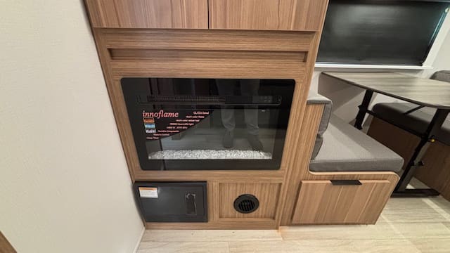 2026 PASSPORT 2450RK by KEYSTONE - Image 13