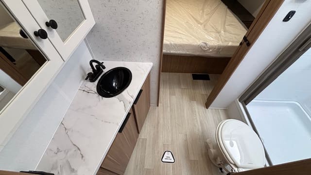 2026 PASSPORT 2450RK by KEYSTONE - Image 18