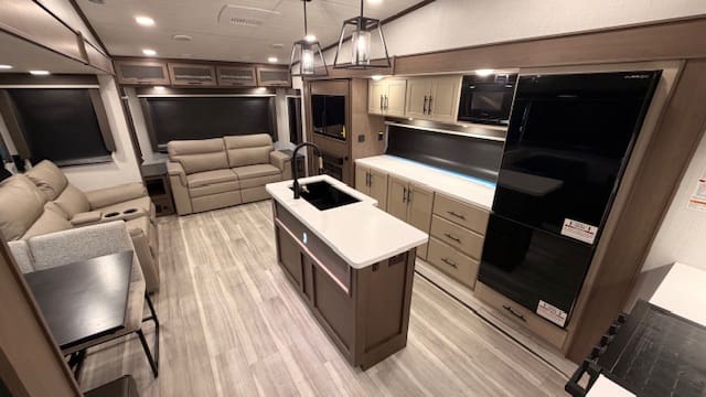 2026 COUGAR 28RLI by KEYSTONE - Image 8