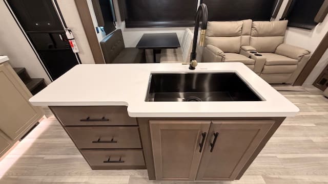 2026 COUGAR 28RLI by KEYSTONE - Image 19