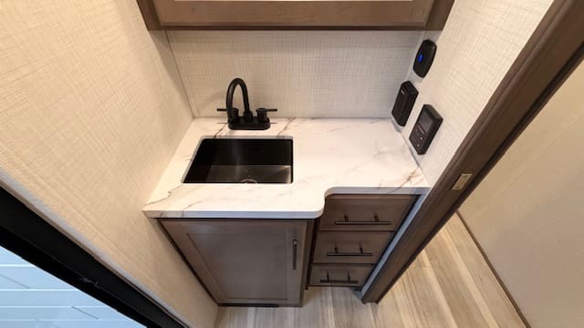 2026 COUGAR 28RLI by KEYSTONE - Image 23