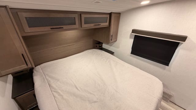 2026 COUGAR 28RLI by KEYSTONE - Image 26