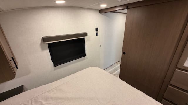 2026 COUGAR 28RLI by KEYSTONE - Image 29