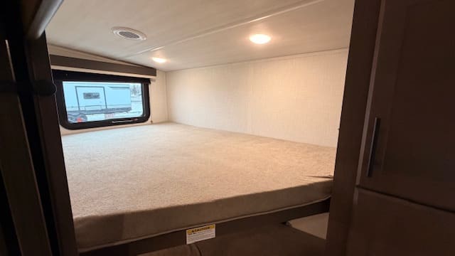 2026 COUGAR 2700BH by KEYSTONE - Image 18