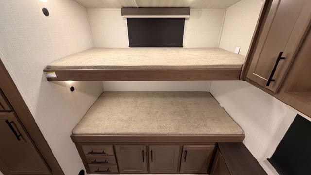 2026 COUGAR 34TSB by KEYSTONE - Image 31