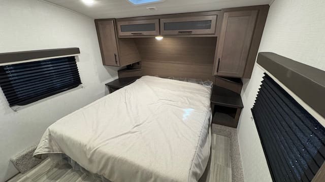 2026 COUGAR 2400RE by KEYSTONE - Image 22