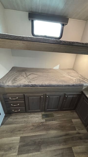 2022 COUGAR 34TSB by KEYSTONE - Image 26